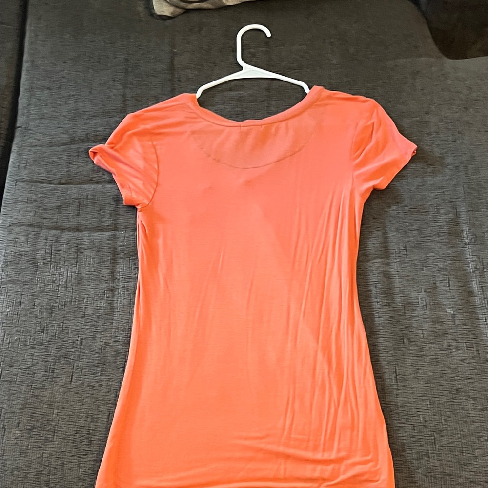Rue21 Coral Short Sleeve Tee with Black Patterned Pocket - Picture 3 of 3